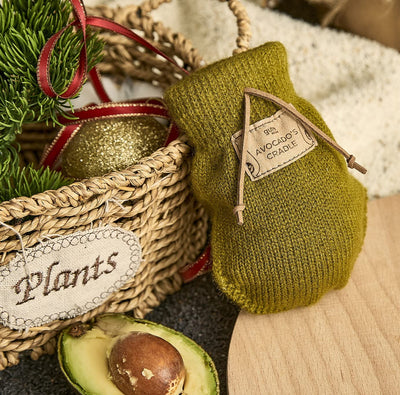 Wool Avocado's Keeper - Perfectly Ripen Avocado - Stocking Stuffer Cradle Ripener 5" H Ripen Your Avocado to Make Salads, Avocado Toast, Sandwich, Recipes, Great for Cooking, Baking, (Fern Green)